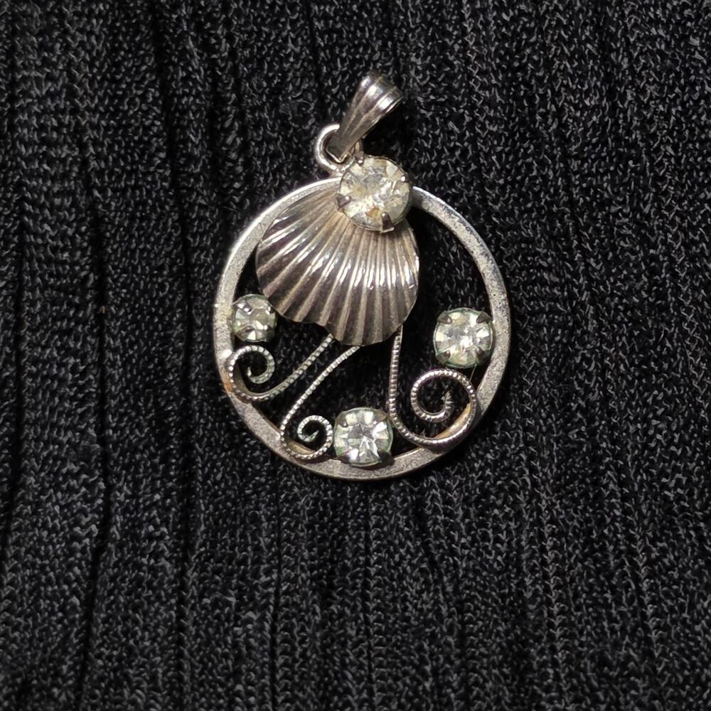 Vintage Rhinestone Pendant Silver Tone Shell Fan Flower Art Deco Revival